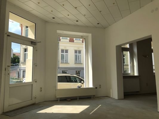 Schillerstraße 22 Gewerbe (13).jpg
