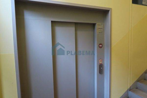 199.03-Personenaufzug