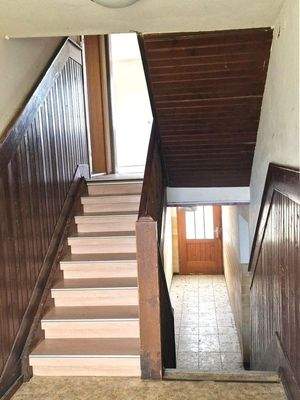 Treppenhaus u. Flur