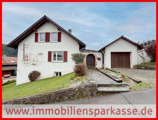 Hausansicht von der Straße