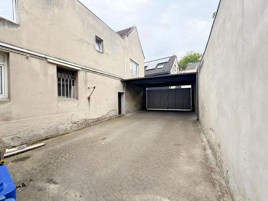 Hoffläche Einheit rechts