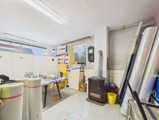 CAM03694G0-PR0041-STILL007