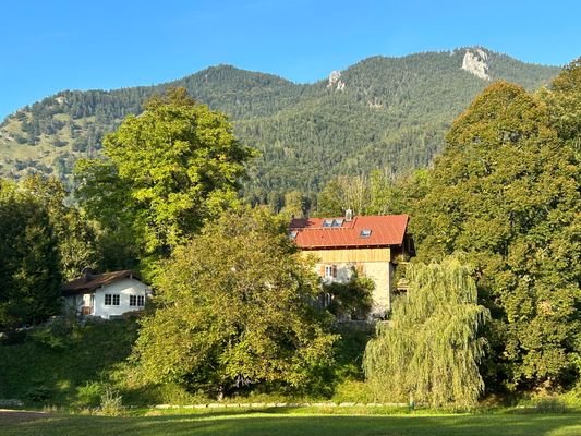 Wohnhaus und Garagenhaus