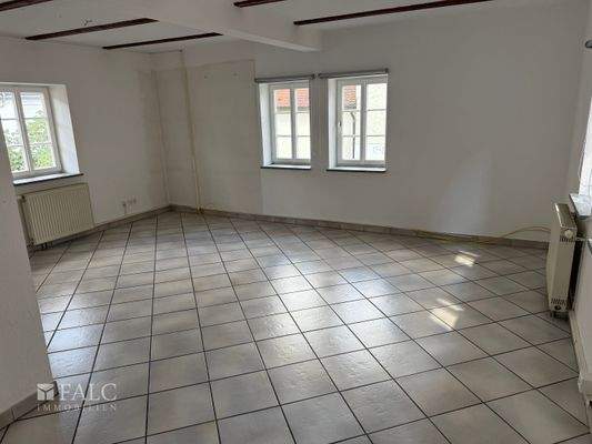 1. OG grosser Büroraum