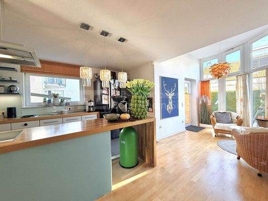 Küchenbereich mit Arbeitsfläche