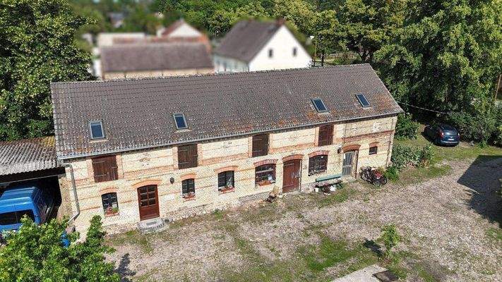 Luftbild rechte Stallung.JPG