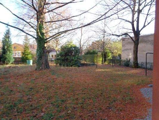 parkähnliches Grundstück