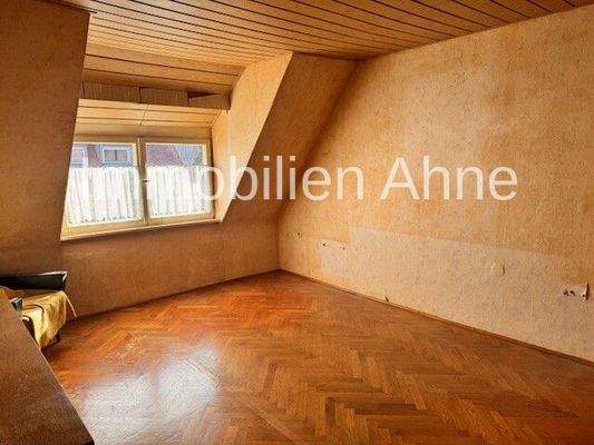 Schlafzimmer mit Gaupe