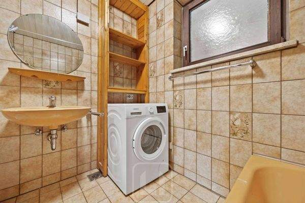 ...und Waschmaschinenanschluss