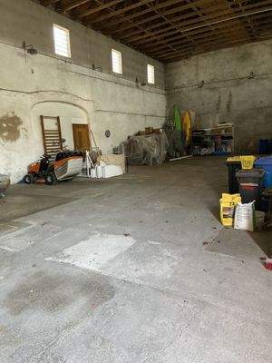 Scheune Innen 2.jpeg