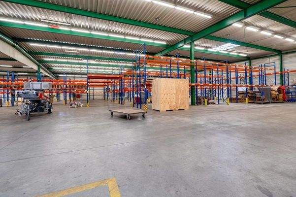 2f1a4d84-8bc7-499d-b315-eb3963409a81_original