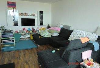 33,5 m² großes Wohnzimmer