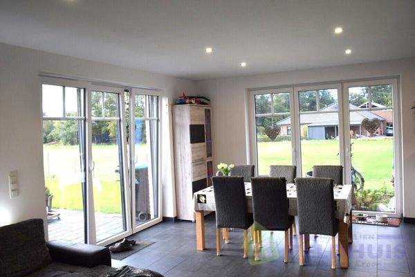 Wohn-Esszimmer Bild 1