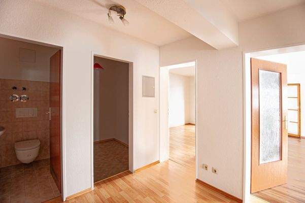 Flu mit Zugang zum Bad