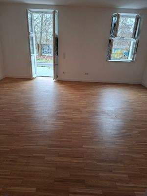 Helle Wohnung mit Holzboden