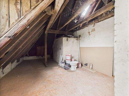 Dachboden Ausbaureserve Bild 1