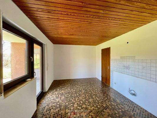 Küche ohne Einbauten Gartengeschoss