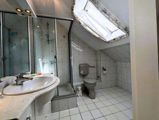 2. Duschbad im OG