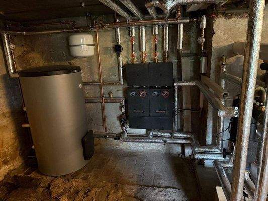 PHOTO-2025-04-22-10-16-57 3.jpg