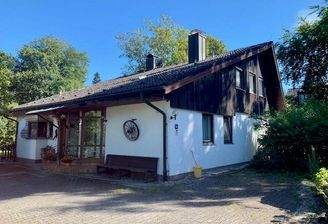 Frontansicht Haus.jpg