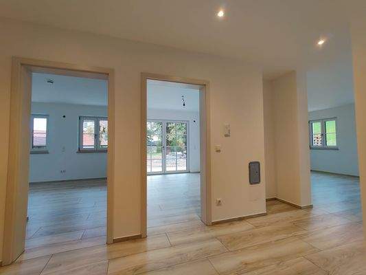 von der Diele Richtung Südost (Leerstand)