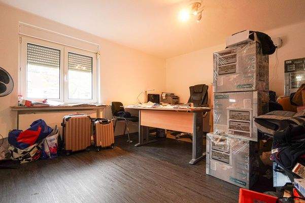 OG Arbeits- oder Schlafzimmer