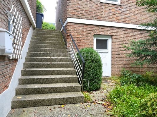Lagerraum unter Garage