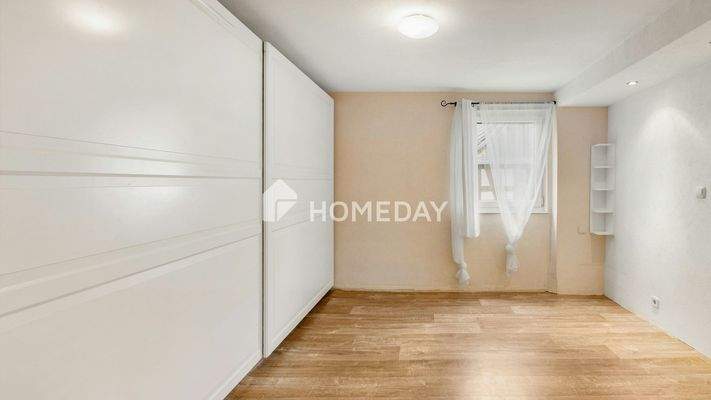 1. OG Schlafzimmer 1