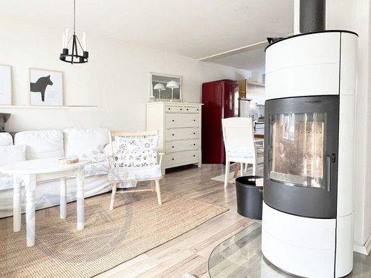 Wohnraum, hell und sonnig