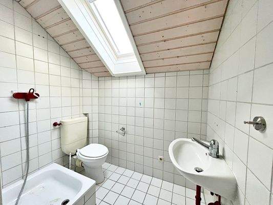 Badezimmer (obere Ebene)