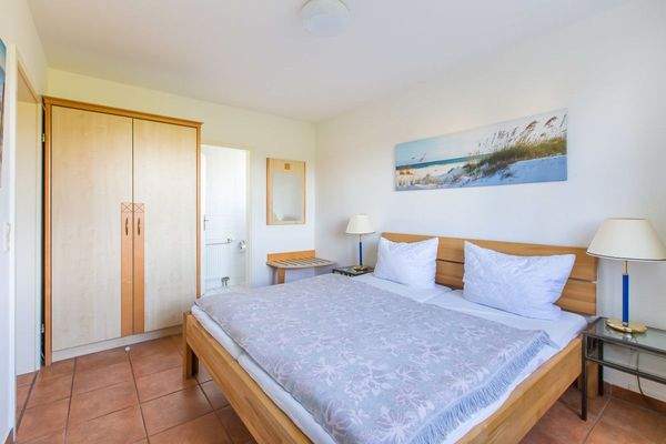 Schlafzimmer mit separatem WC