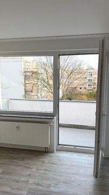 Wohnzimmer / Balkon