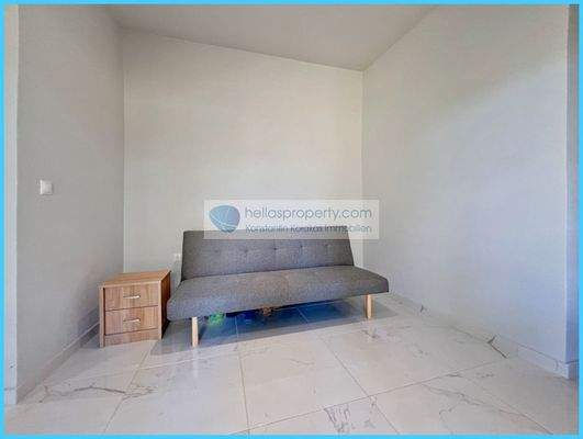 3bd8b157b61247f7b5e96184f7fd5798-original