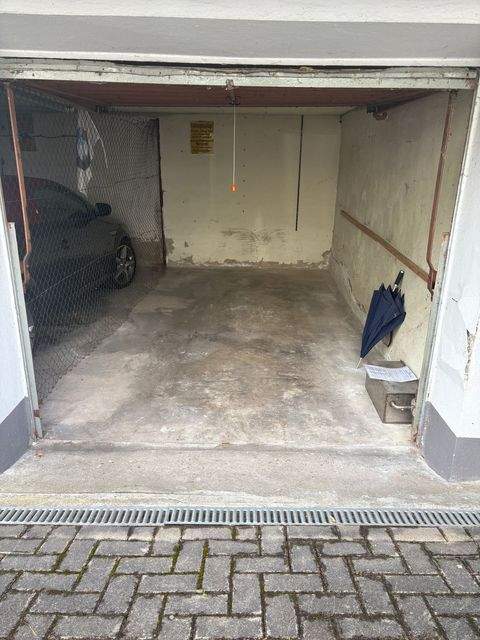 Hagen Garage, Hagen Stellplatz