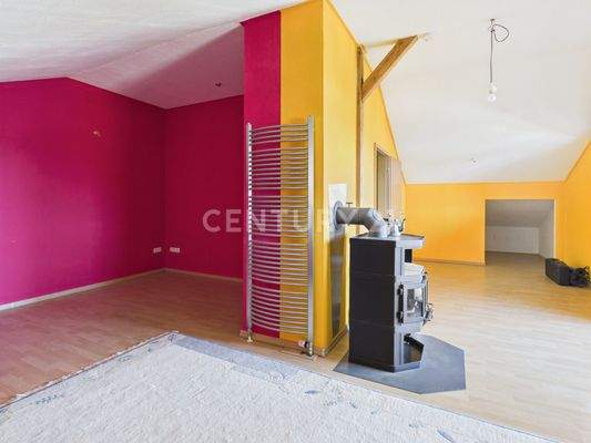 Wohnbereich Dachgeschoss mit Kamin