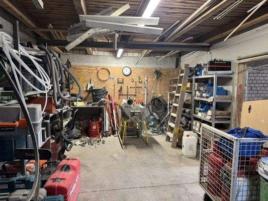 Lagerhalle (hinterer Bereich)