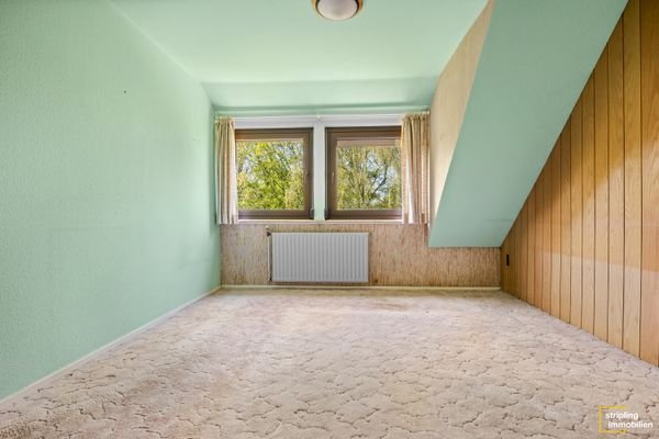Schlafzimmer DG