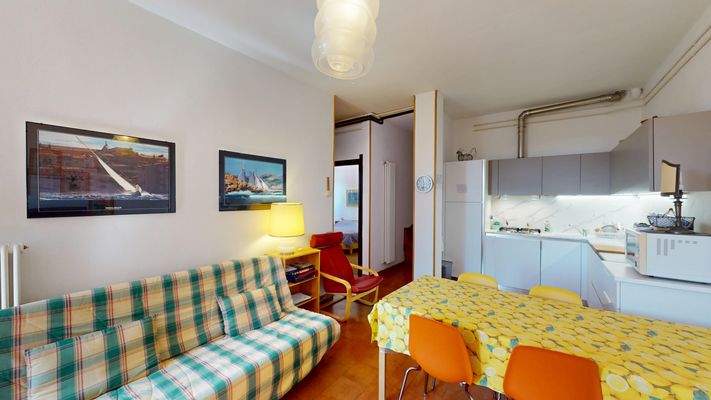 PR-024-93-Trilocale-con-doppi-bagni-e-giardino-pri