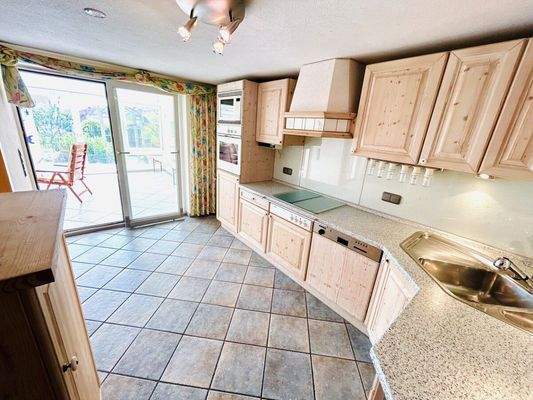 Im Erdgeschoss - Ihre (Einbau)küche gen Wintergarten