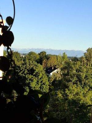 ... Fernblicke, etwas Berge sehen ...