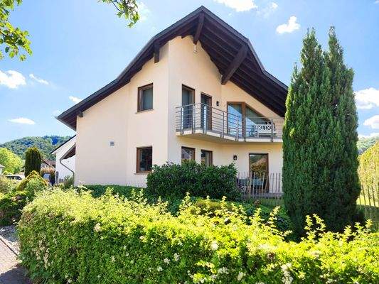 Attraktives EFH mit großzügigem Raumkonzept