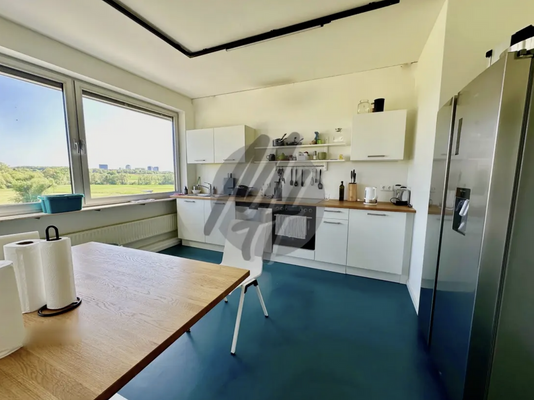 INFOS UNTER: 06171-586000