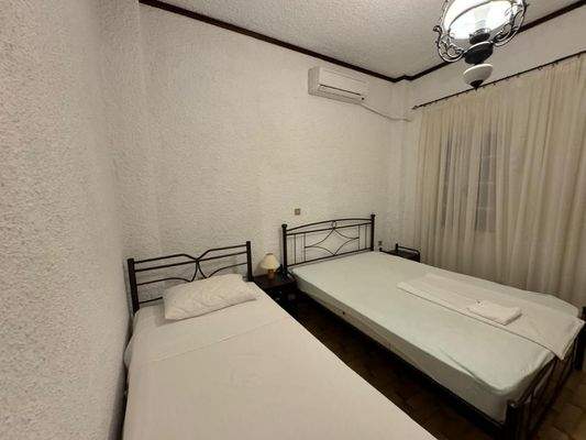 Südostkreta, Koutsounari: Traditionelle kretische Villa in Meeresnähe zu verkaufen