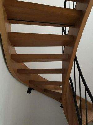 Holz-Wendeltreppe