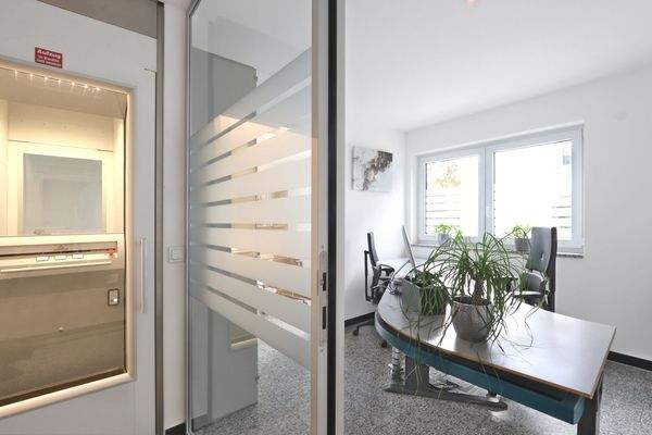 EG - Lift auf allen Etagen