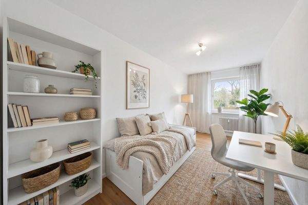 Arbeitszimmer virtuell möbliert