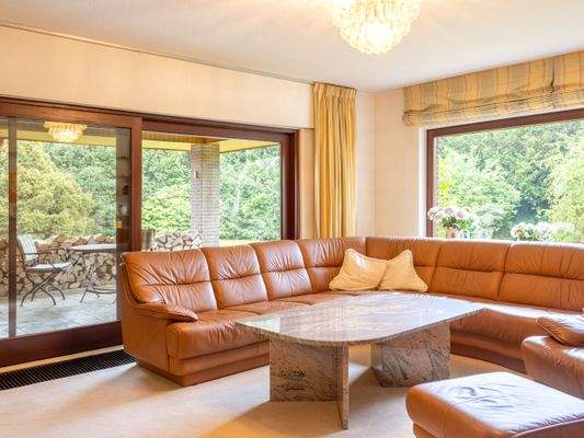 Wohnbereich mit Terrassenzugang