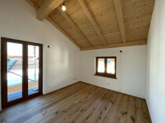 1. Schlafzimmer mit Balkon