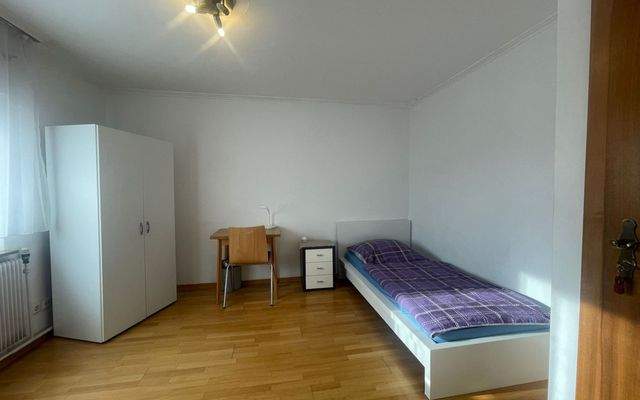EZ 2  Zimmer in Esslingen zu vermieten möbliert Wohnen auf Zeit urbanbnb 3.jpeg