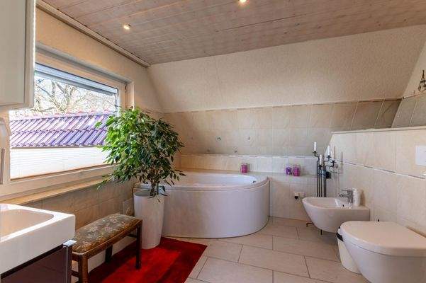 Badezimmer Dachgeschoss